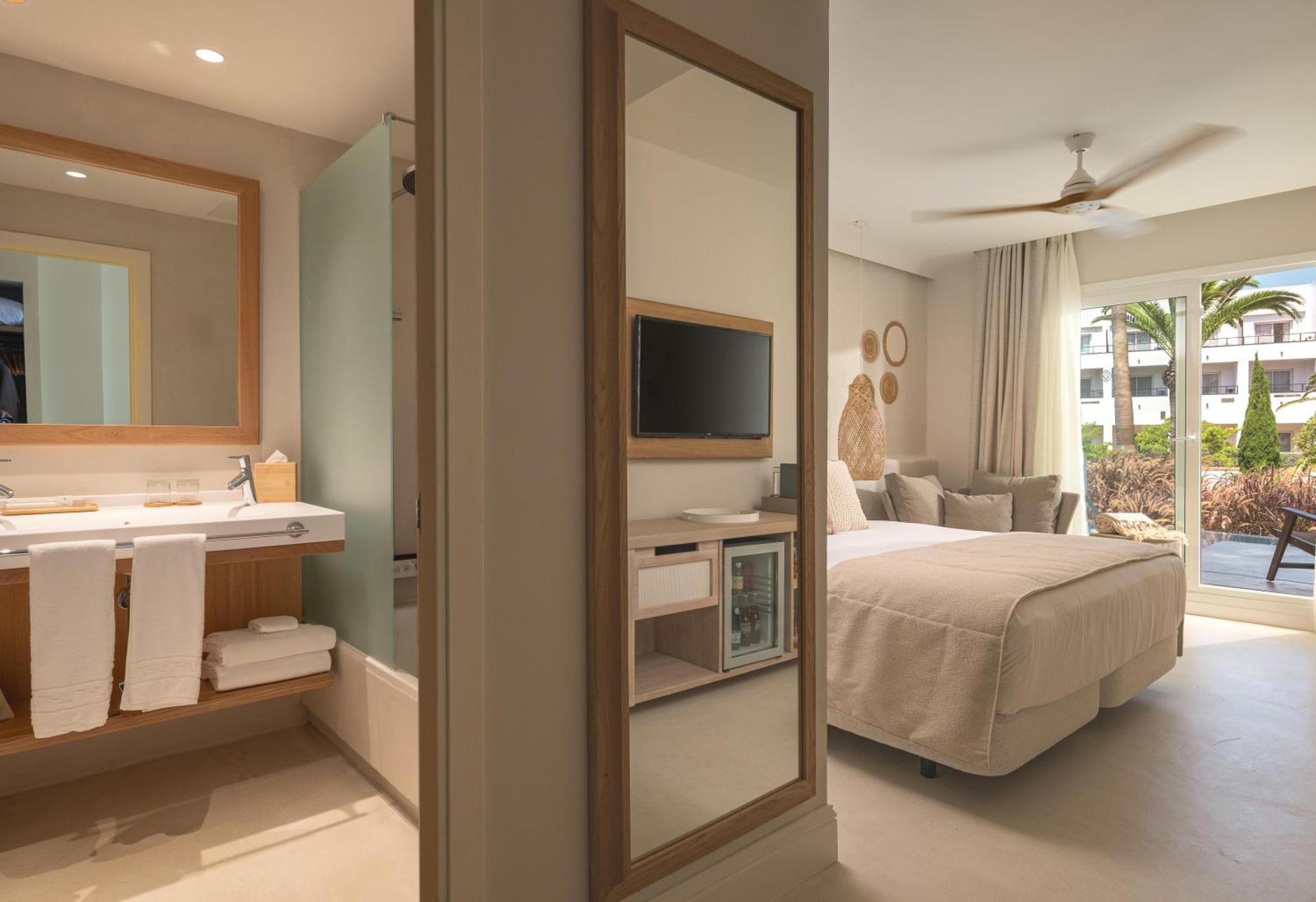 Daia Slow Beach Hotel Conil - Adults Only Recommended コニル・デ・ラ・フロンテラ エクステリア 写真